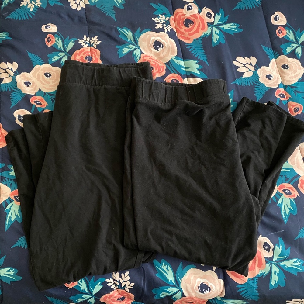 TWO Torrid Leggings Size 4